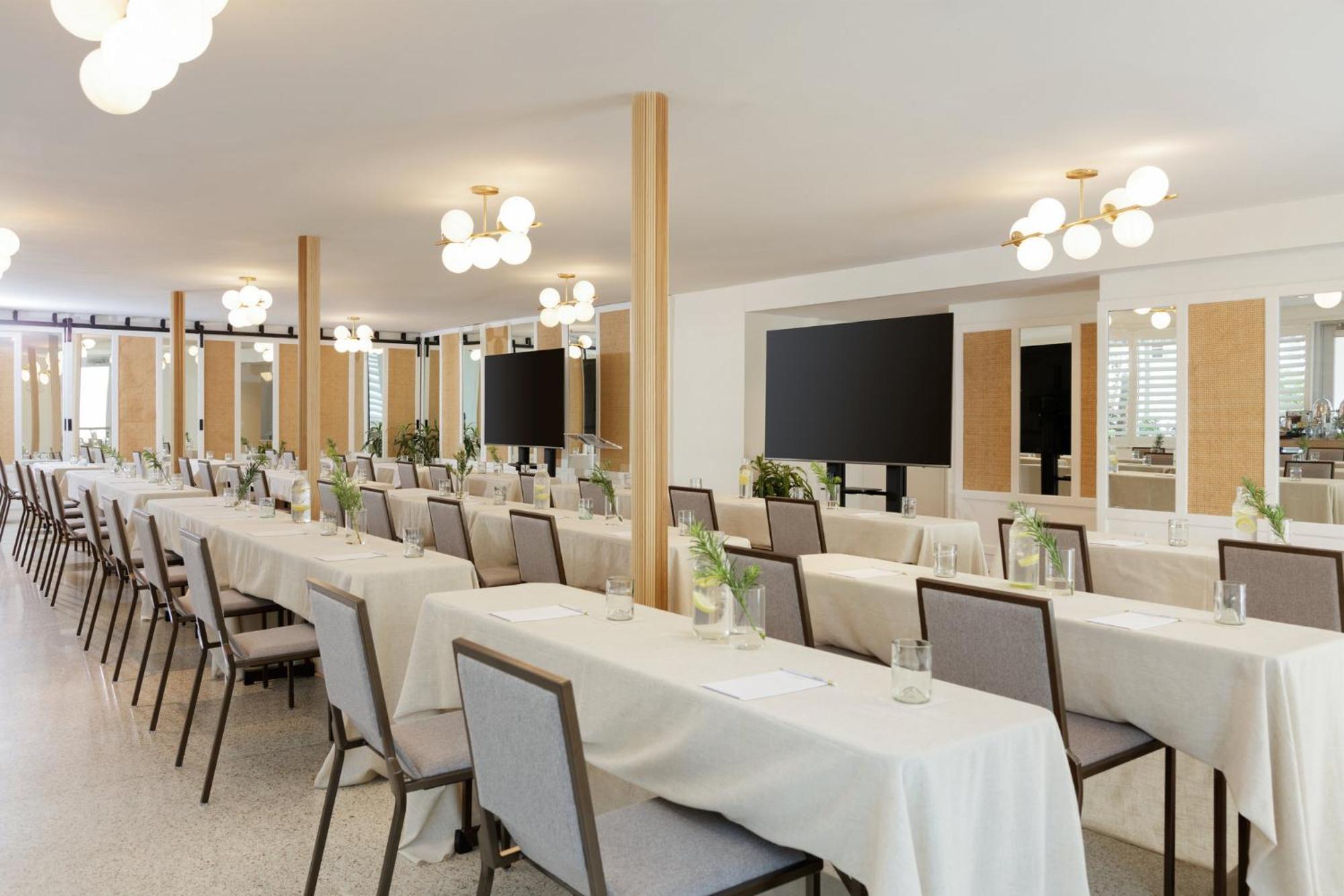 Kimpton Surfcomber Hotel By Ihg Miami Beach Kültér fotó